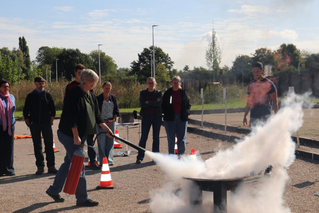 Blussen met brandblussers