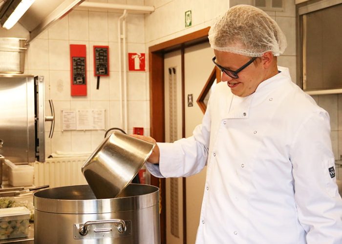 3.4. De Sperwer Onze Diensten Dagcentrum 54 Verhaal Keuken Dieter